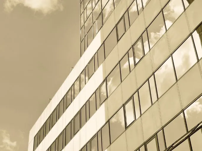 Gestion de la réputation Protéger le rang institutionnel, l'identité des dirigeants et l'autorité numérique